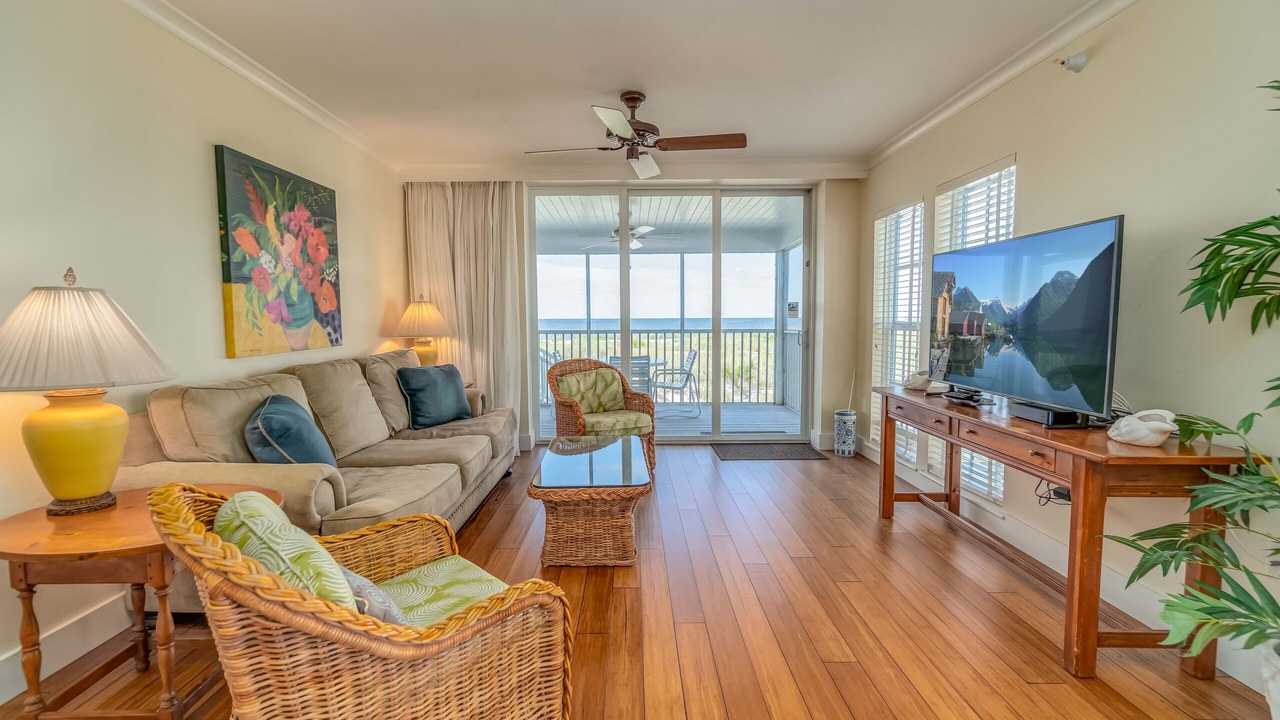 Photo of Livingroom in Palm Island