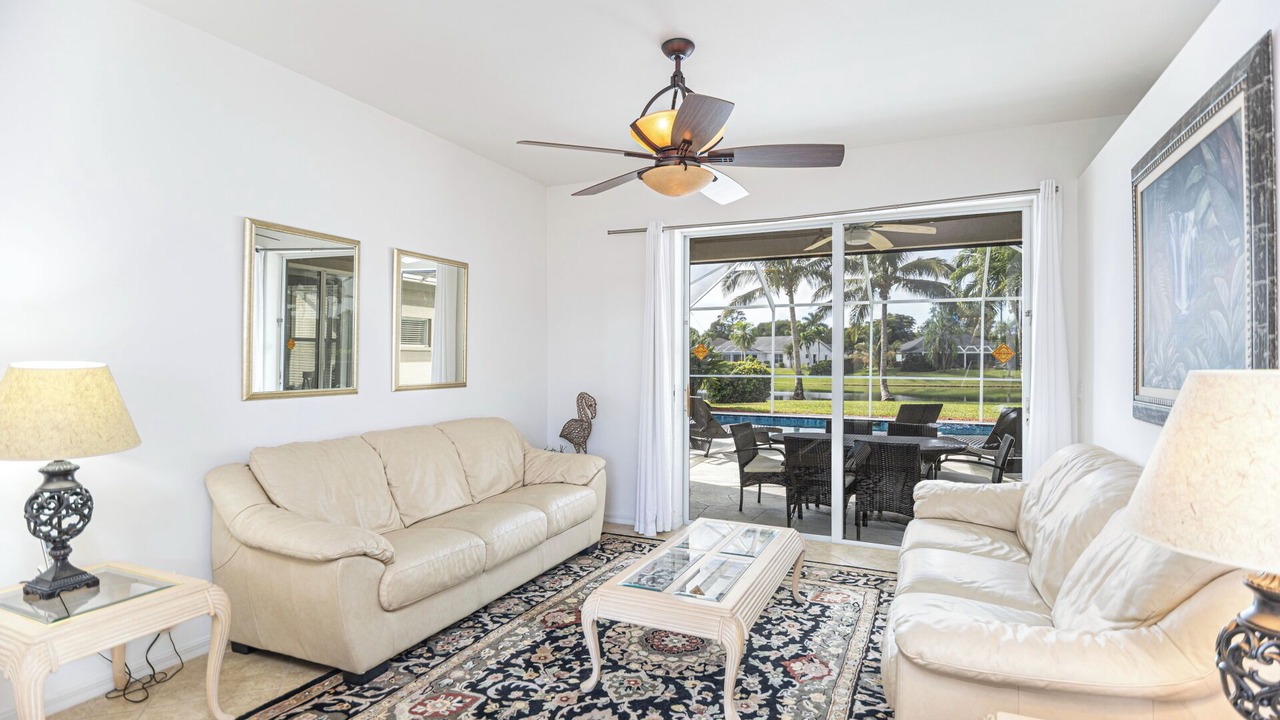 Photo of Bedroom in Central Naples