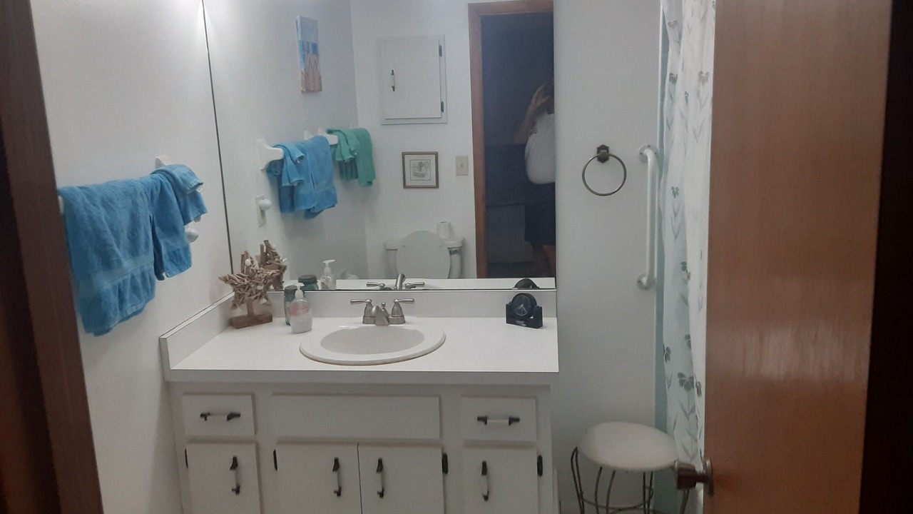 Photo of Bathroom in Englewood East