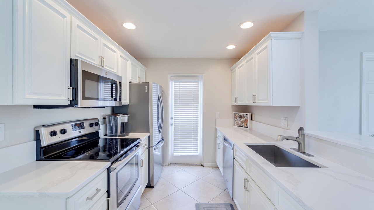 Photo of Kitchen in Naples Park