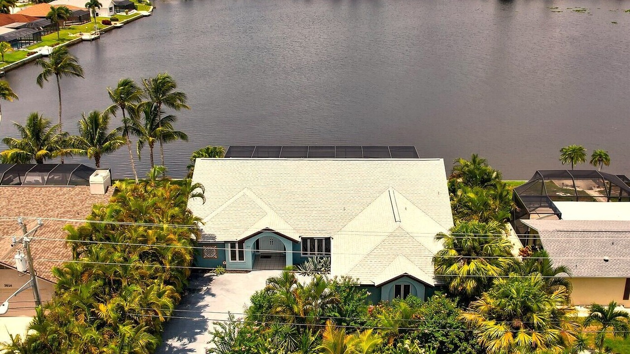 Photo of Outdoor in Pelican