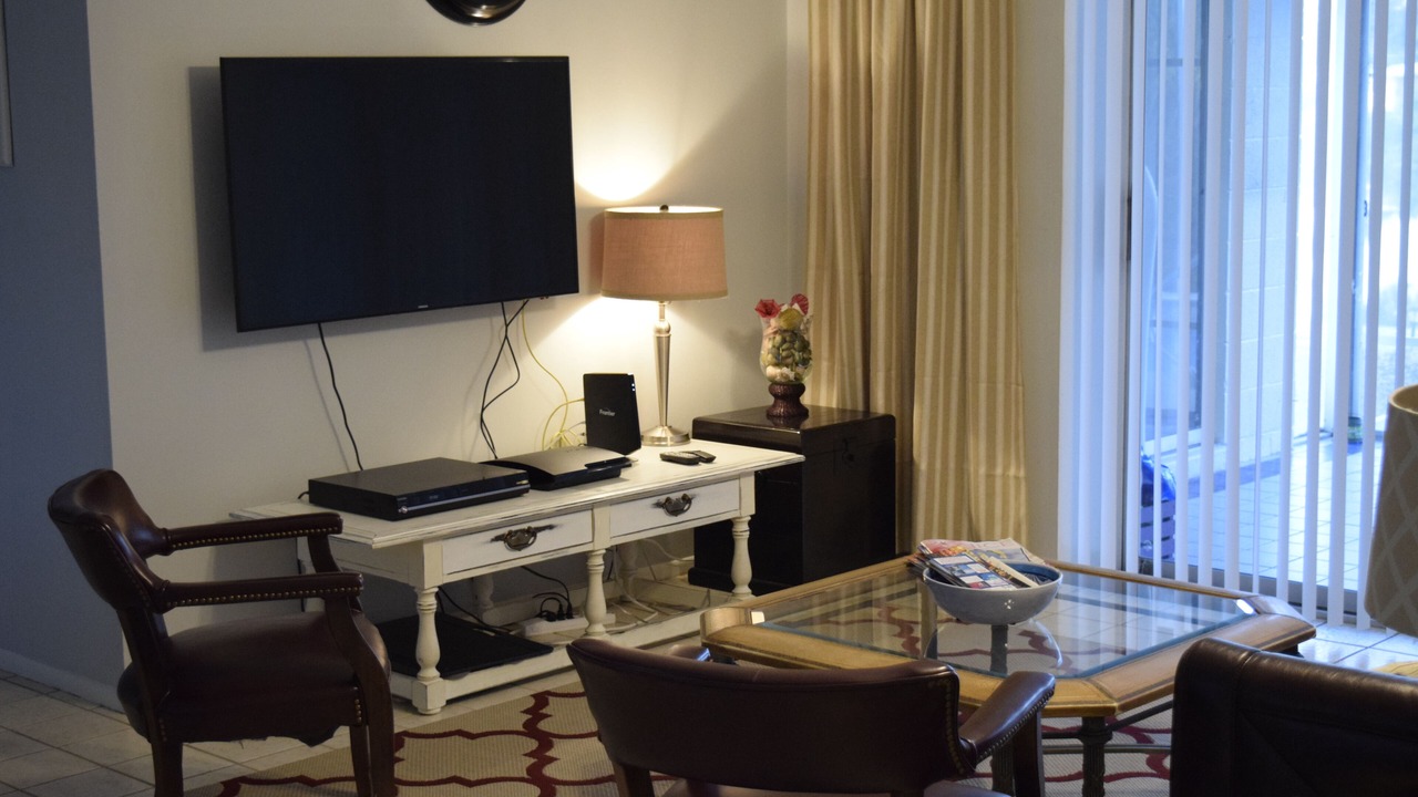 Photo of Bedroom in Venice Gardens
