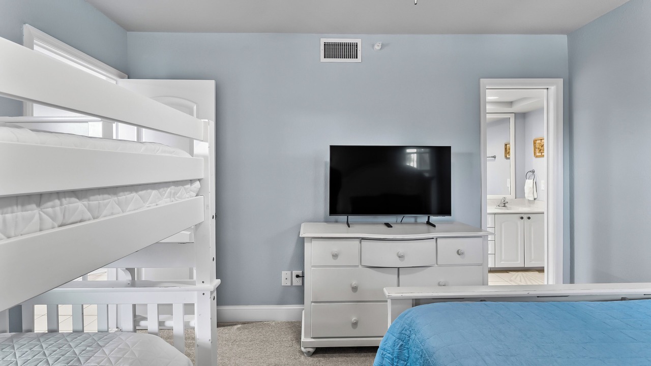 Photo of Bedroom in Palm Island