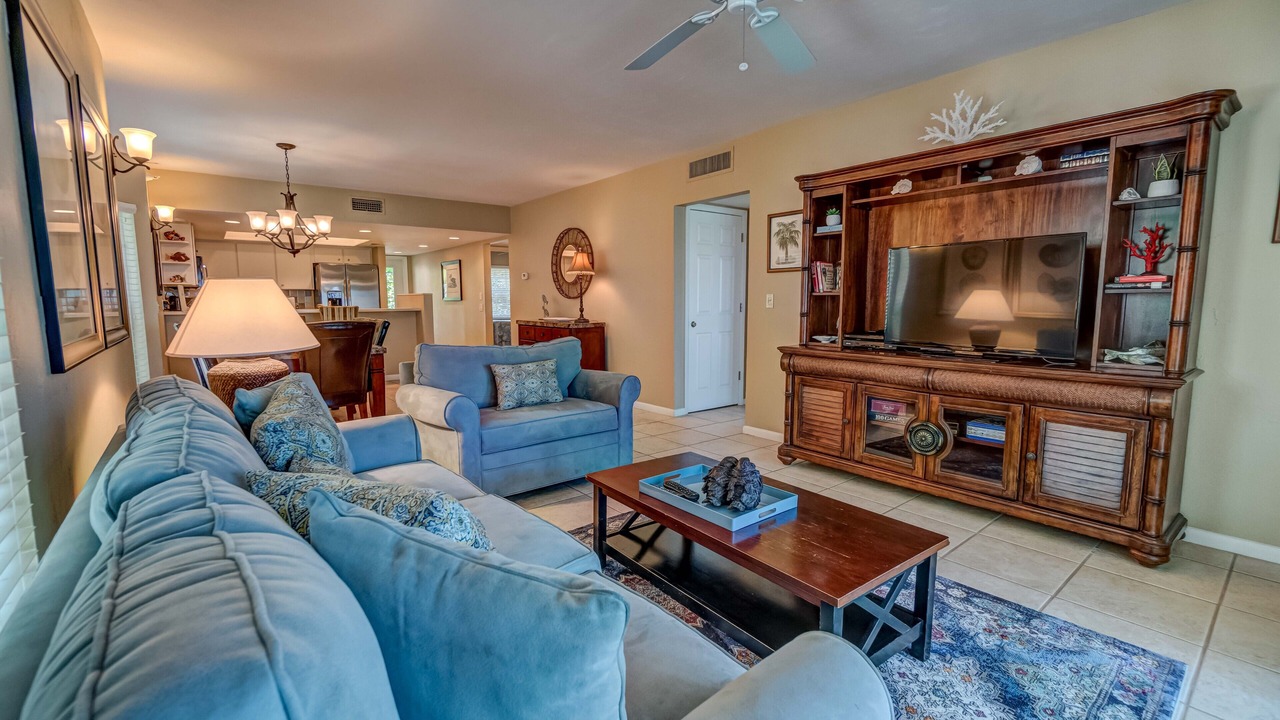 Photo of Livingroom in Palm Island