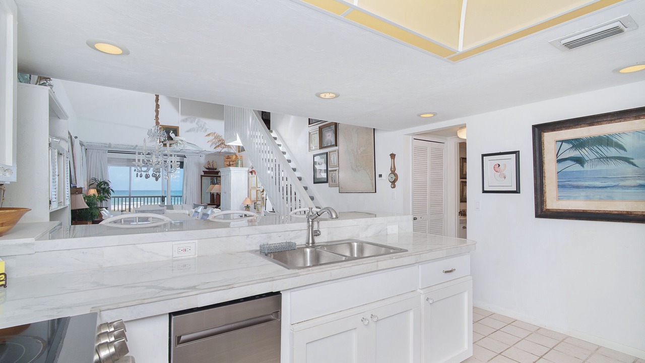 Photo of Kitchen in Palm Island