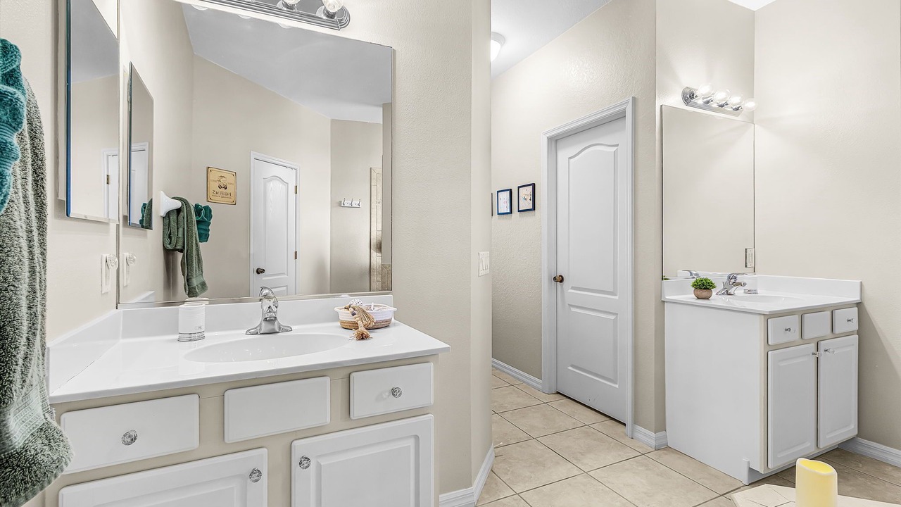 Photo of Bathroom in Cape Coral
