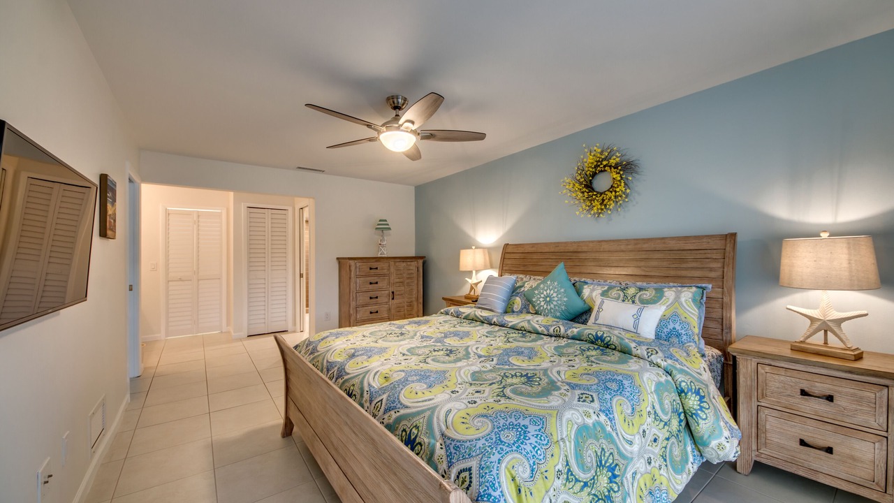 Photo of Bedroom in Caloosahatchee