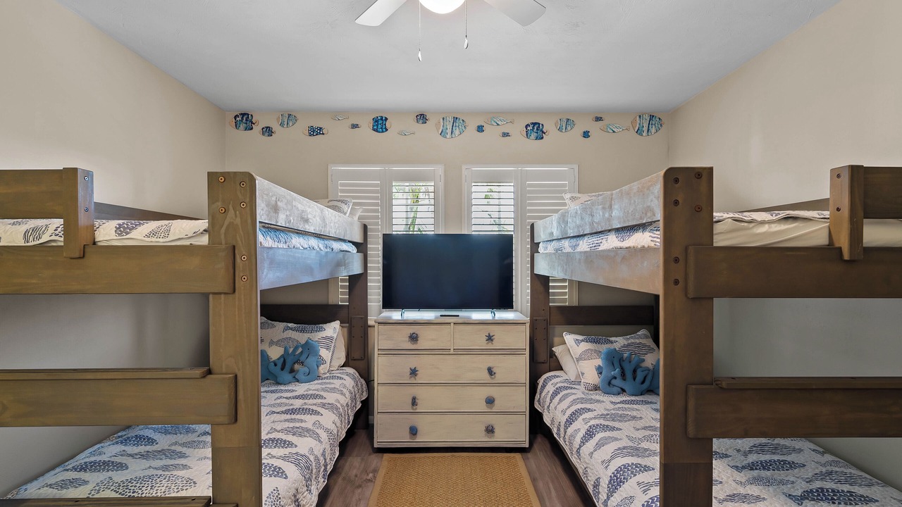 Photo of Bedroom in Palm Island