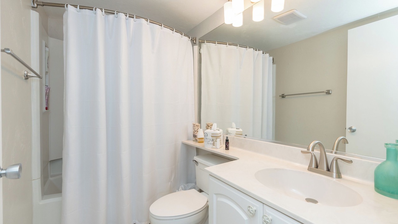 Photo of Bathroom in Palm Island
