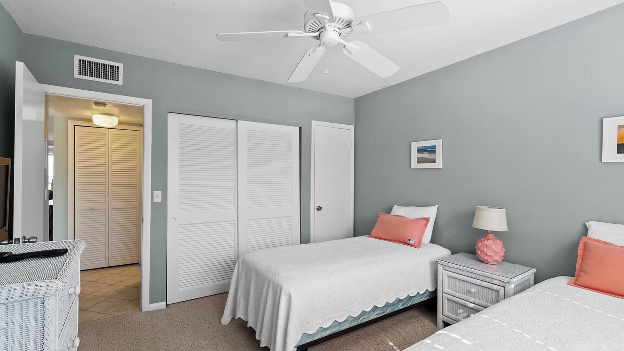 Photo of Bedroom in Palm Island