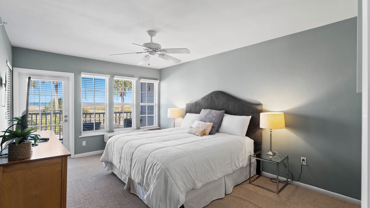 Photo of Bedroom in Palm Island