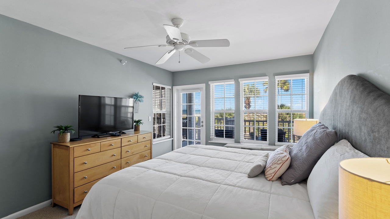 Photo of Bedroom in Palm Island
