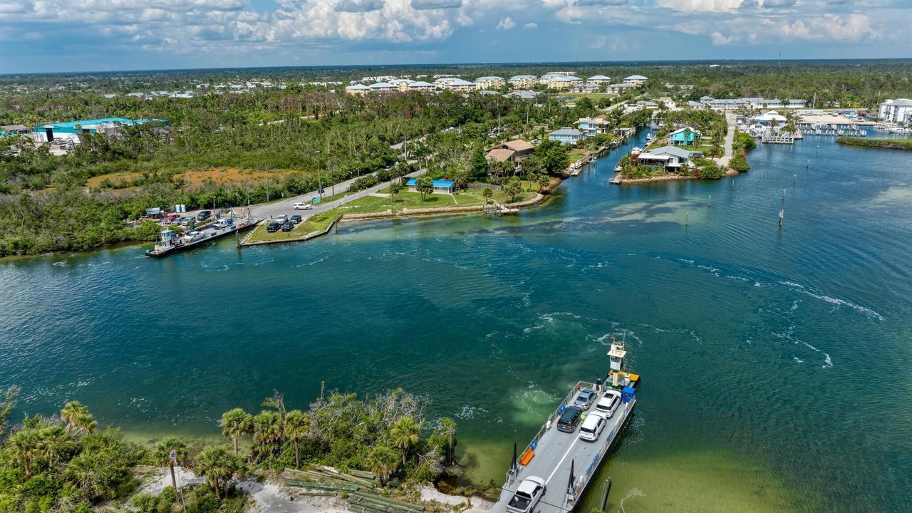 Photo of Outdoor in Palm Island