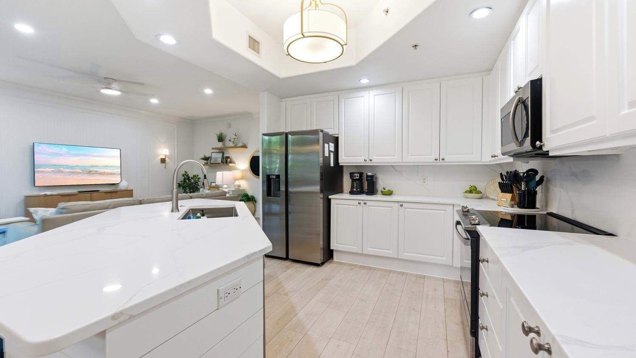 Photo of Kitchen in Royal Harbor