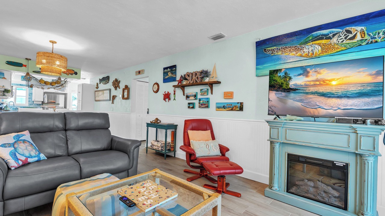 Photo of Livingroom in Holmes Beach