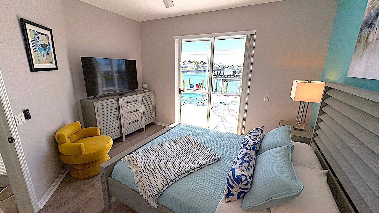 Photo of Bedroom in Pelican