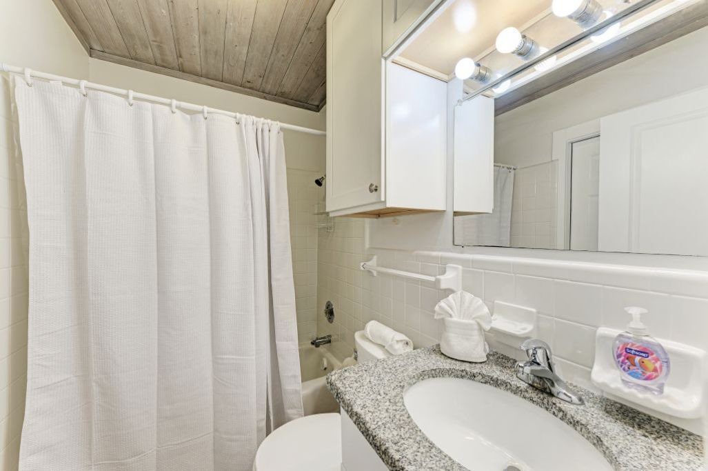 Photo of Bathroom in Ilexhurst