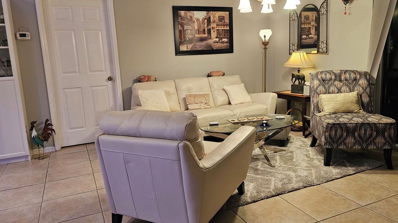 Photo of Livingroom in Cape Coral