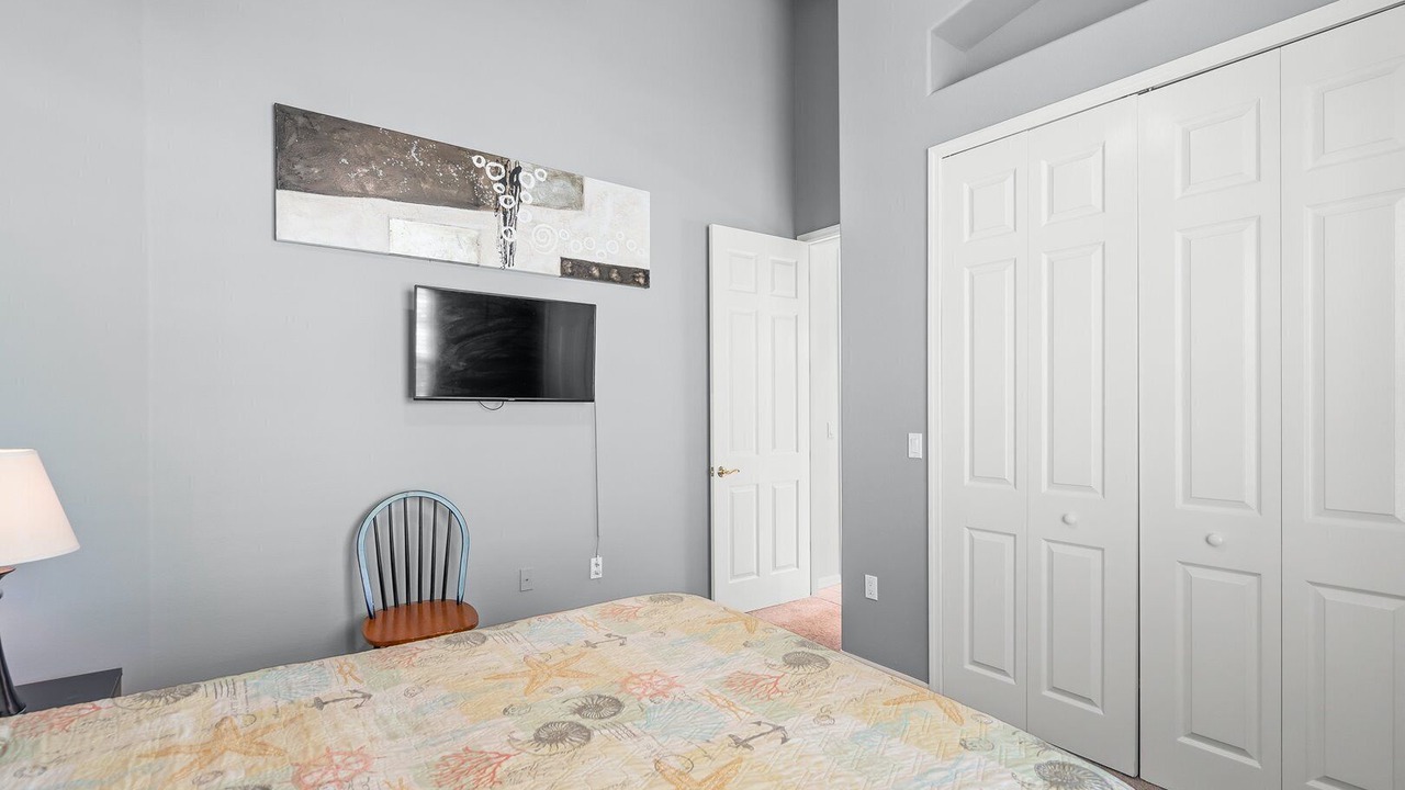 Photo of Bedroom in Bay Isle