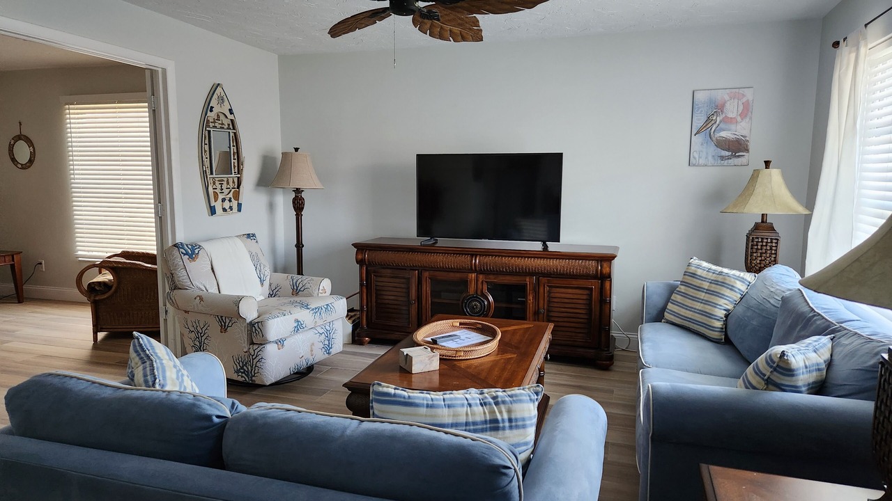 Photo of Livingroom in Naples Park