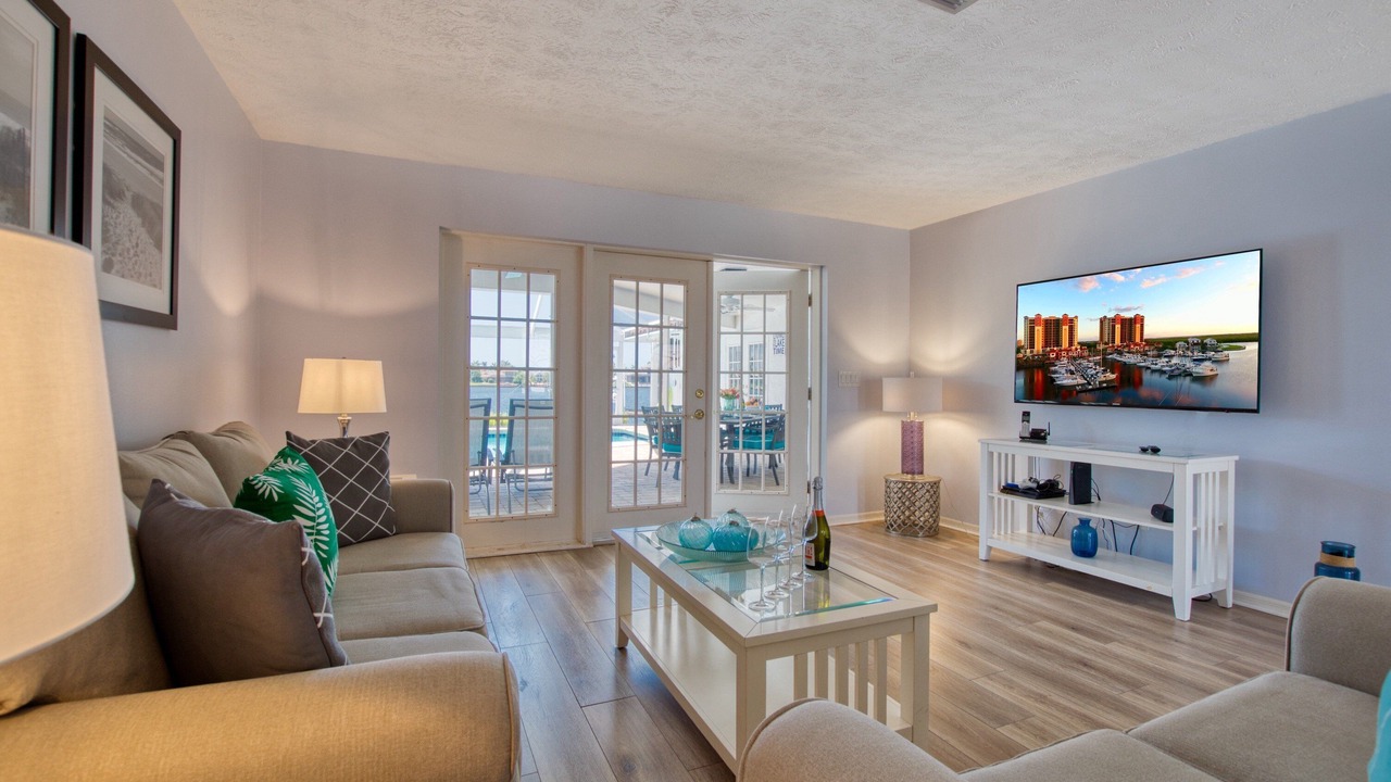 Photo of Livingroom in Eight Lakes