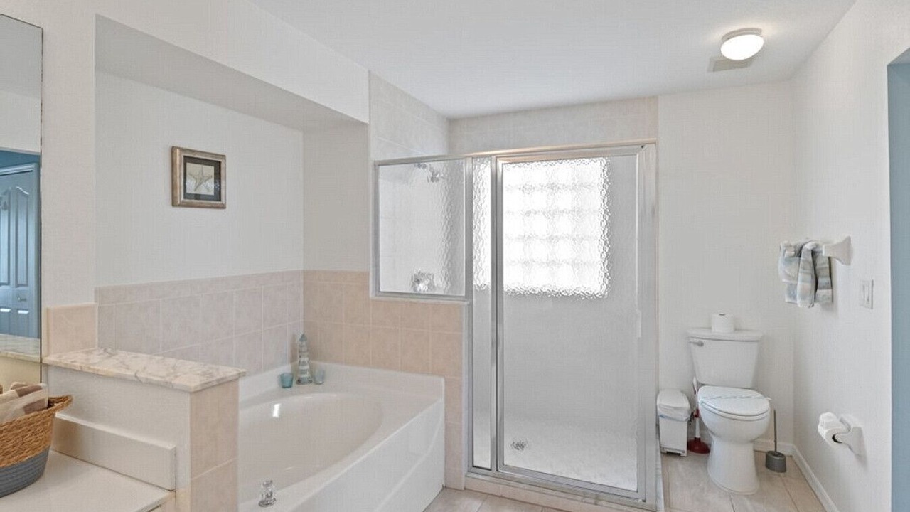 Photo of Bathroom in Pelican