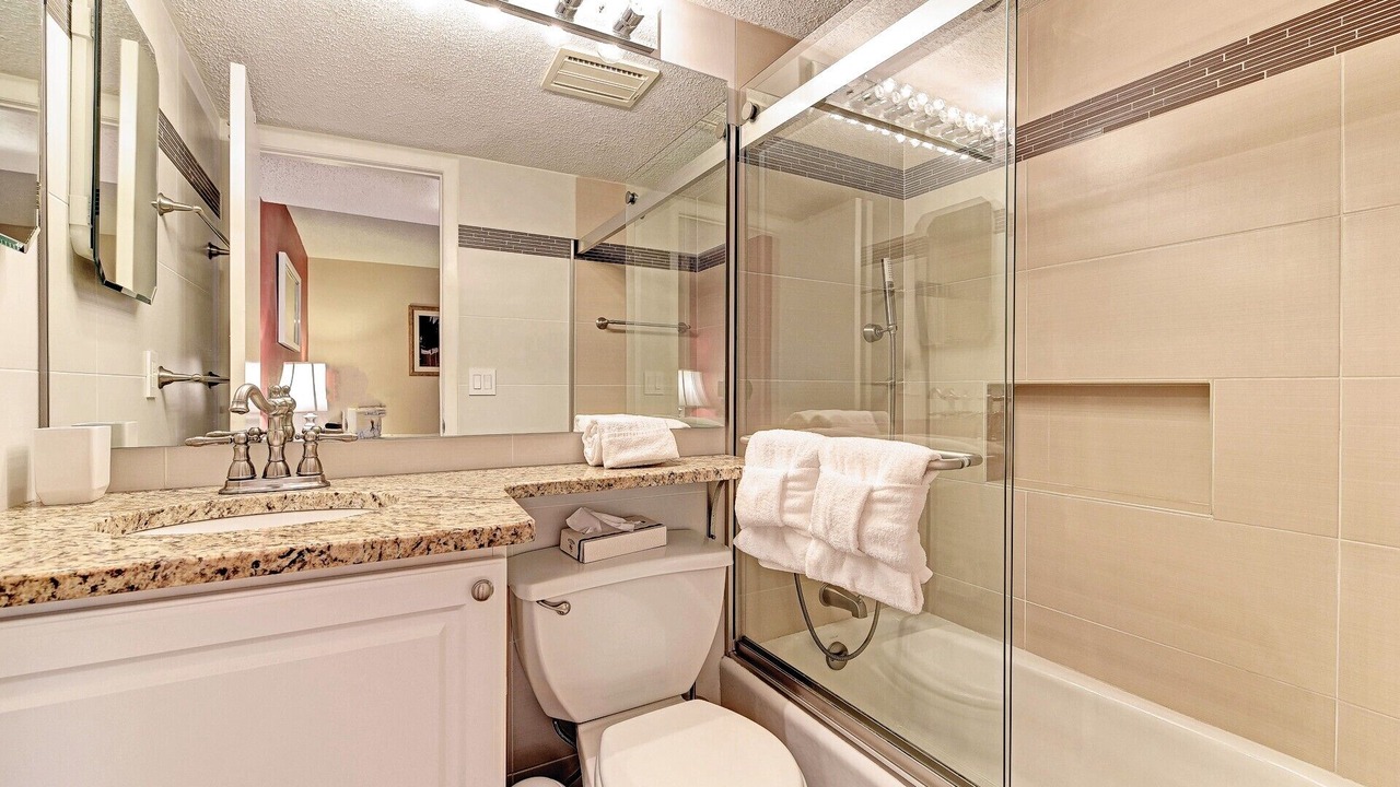 Photo of Bathroom in Longboat Key