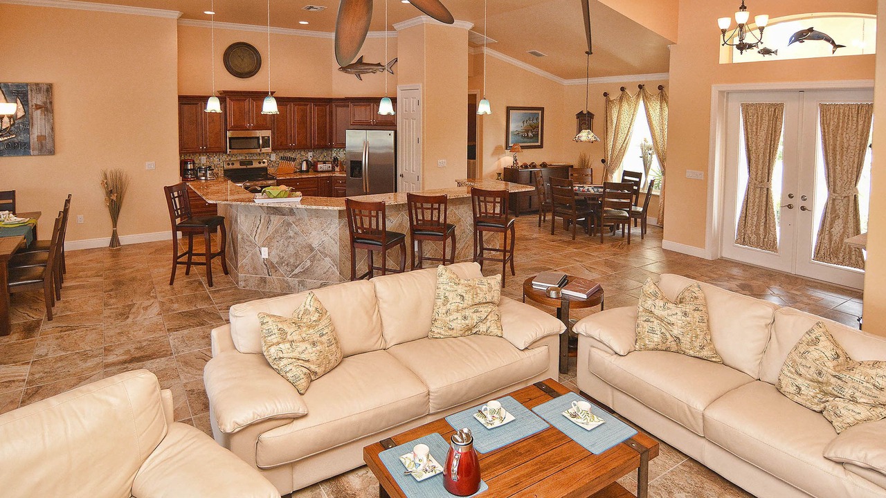 Photo of Livingroom in Caloosahatchee