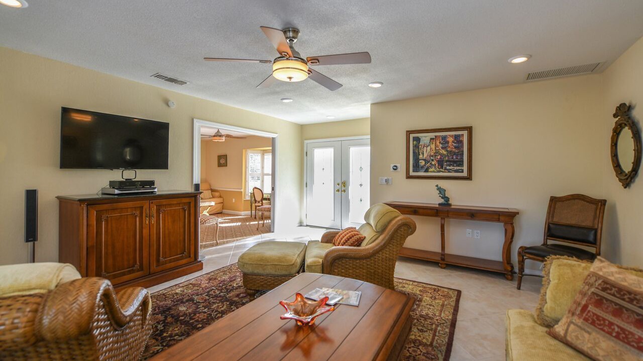Photo of Livingroom in Longboat Key