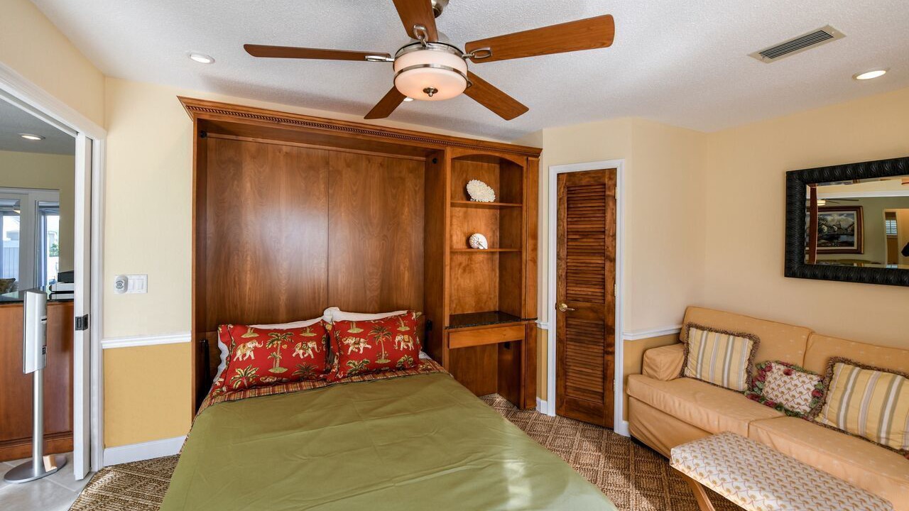 Photo of Bedroom in Longboat Key