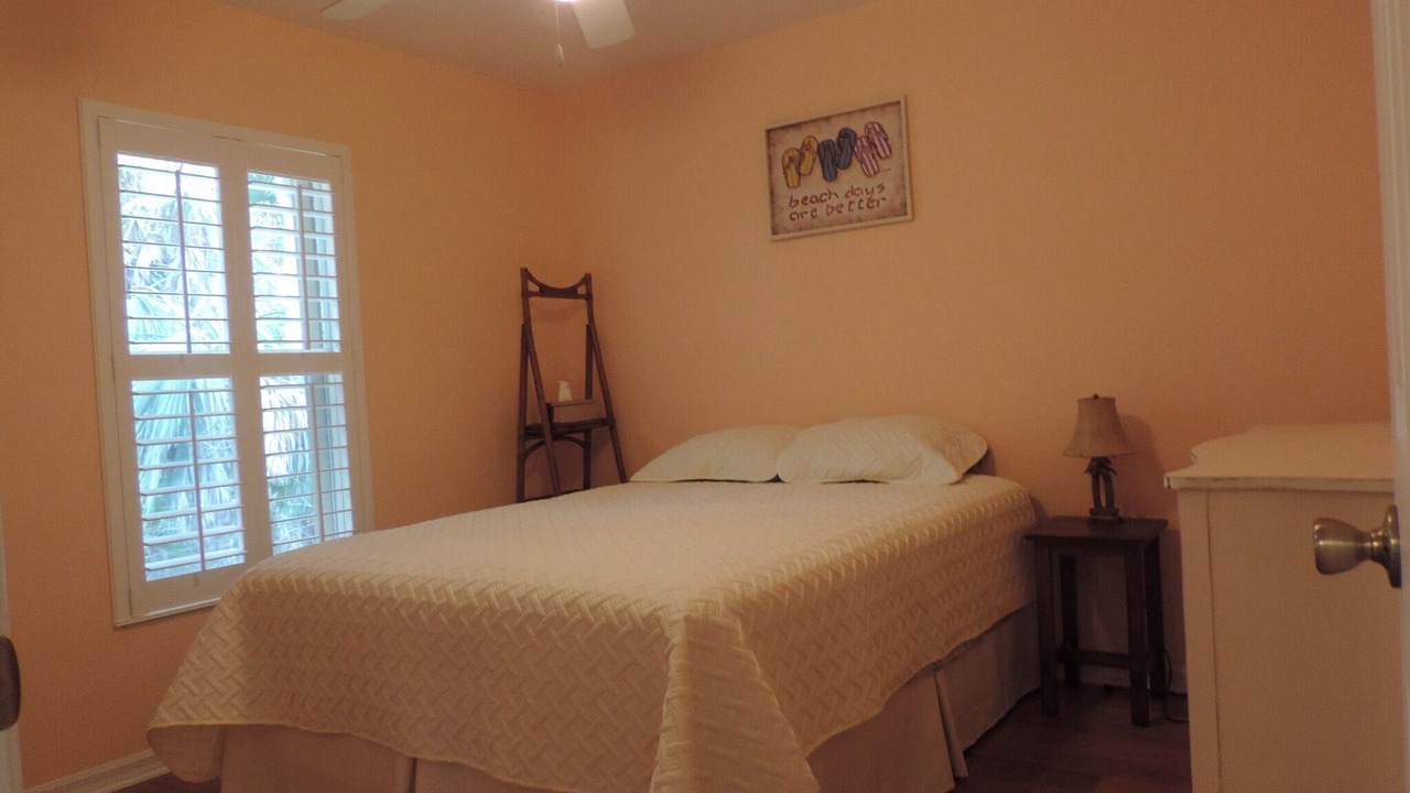 Photo of Bedroom in Rotonda Lakes