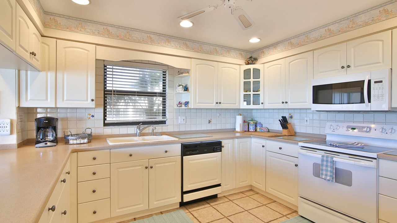 Photo of Kitchen in Holmes Beach