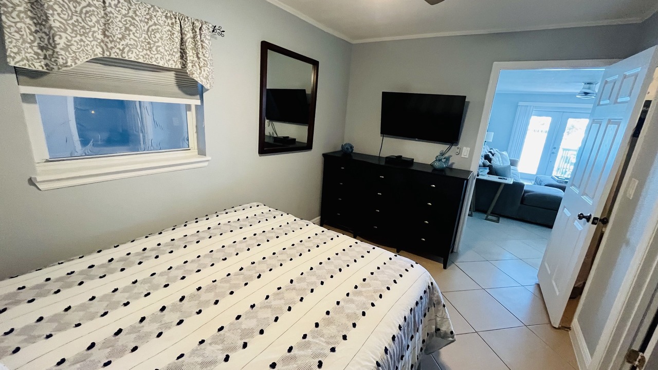 Photo of Bedroom in Treasure Island