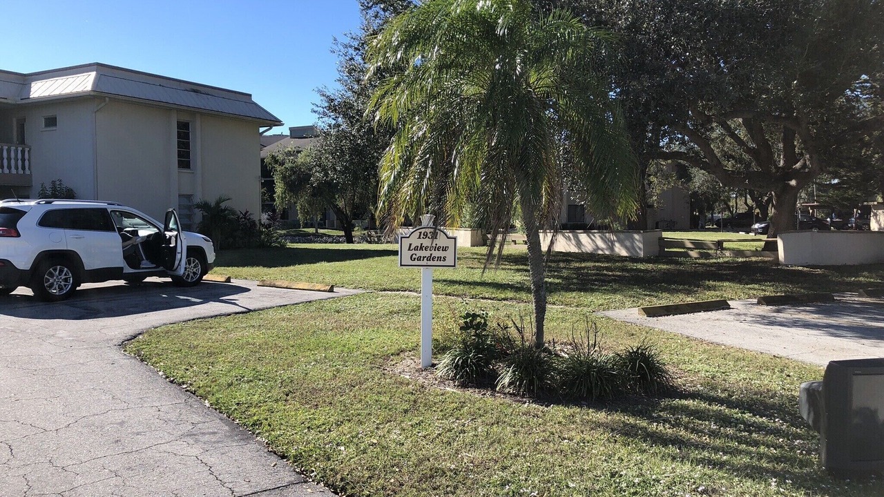 Photo of Outdoor in Lochmoor Waterway Estates