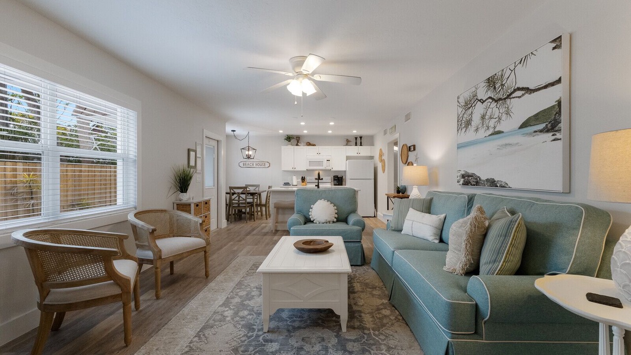 Photo of Livingroom in Anna Maria