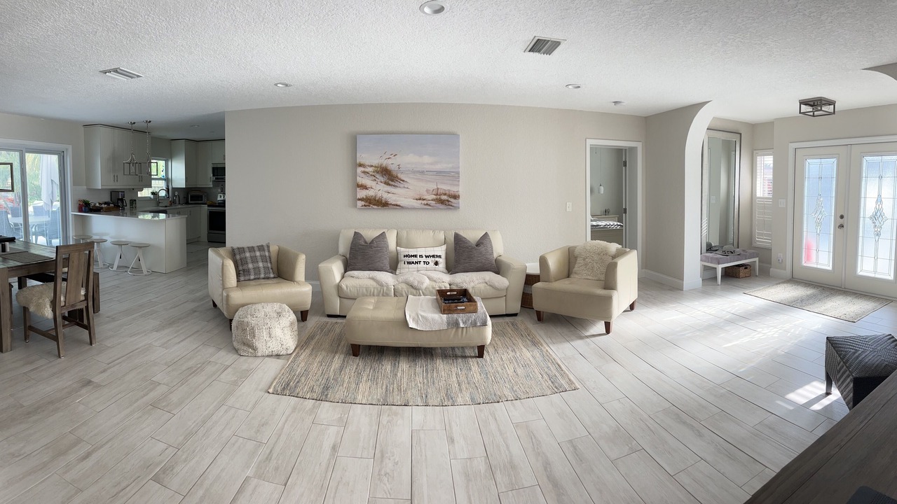 Photo of Bedroom in Redington Beach