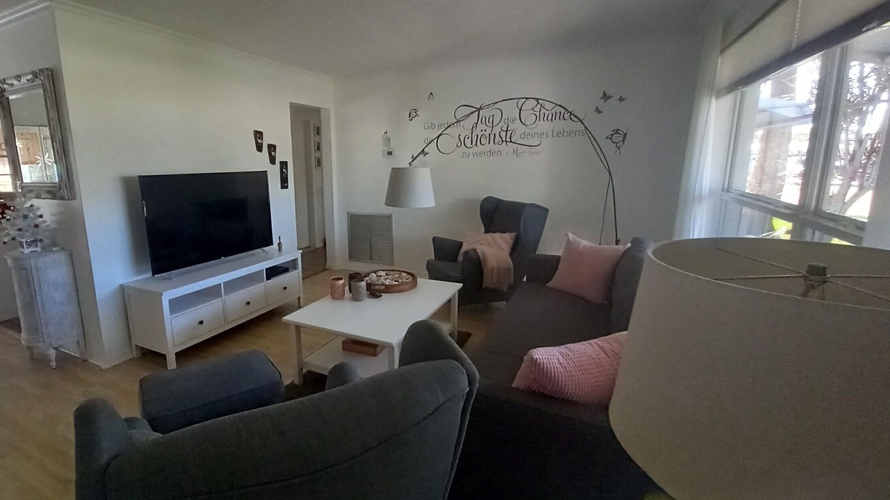 Photo of Livingroom in Caloosahatchee