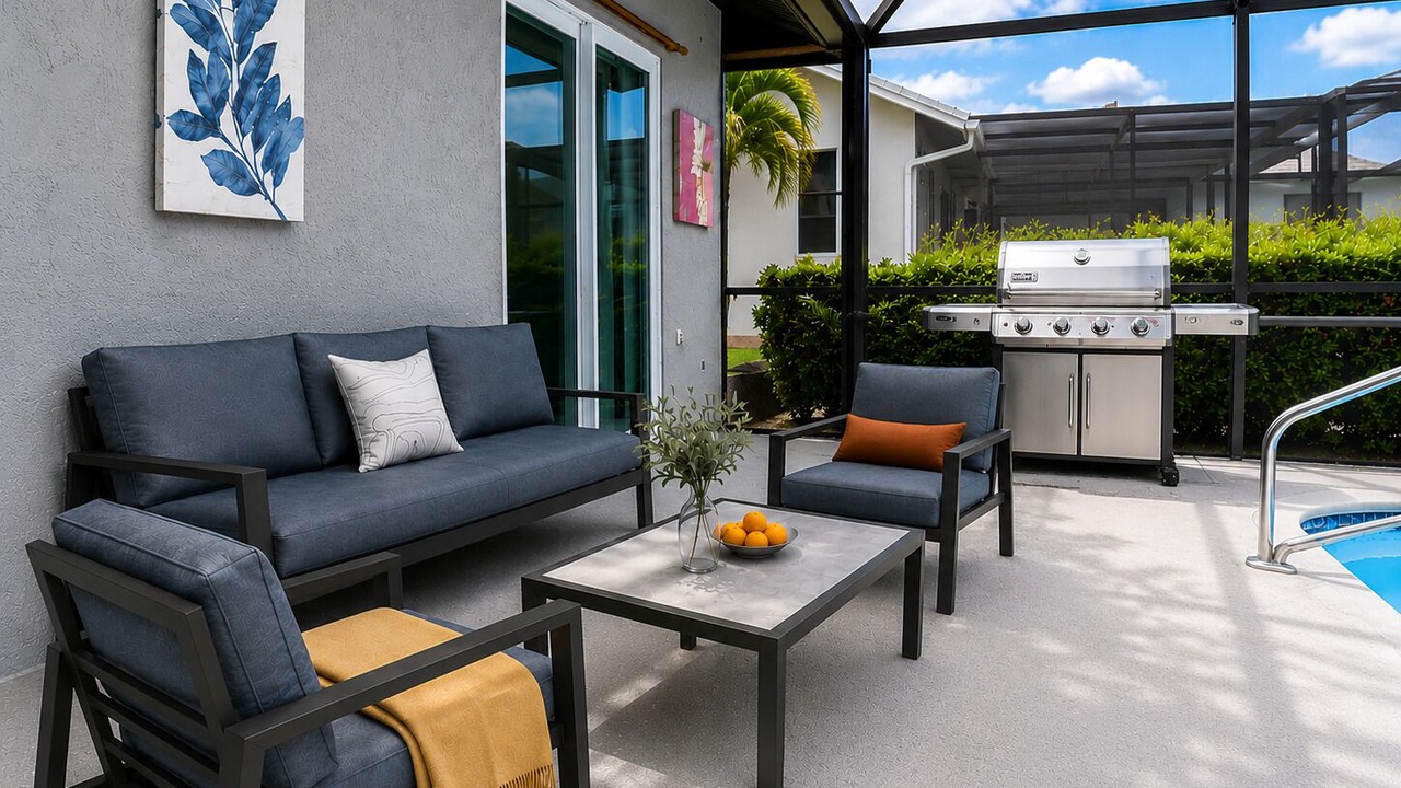 Photo of Patio Balcony in Yacht Club
