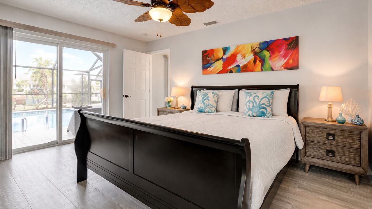 Photo of Bedroom in Yacht Club