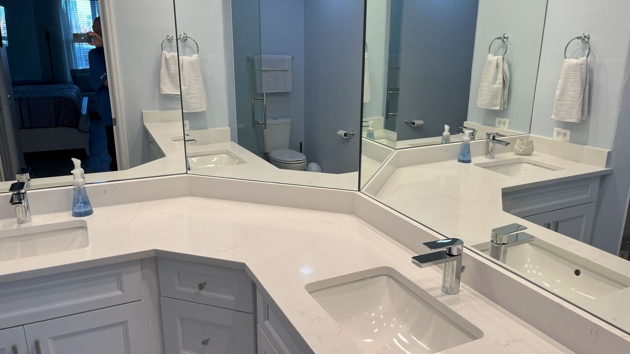 Photo of Bathroom in Tropical Cove