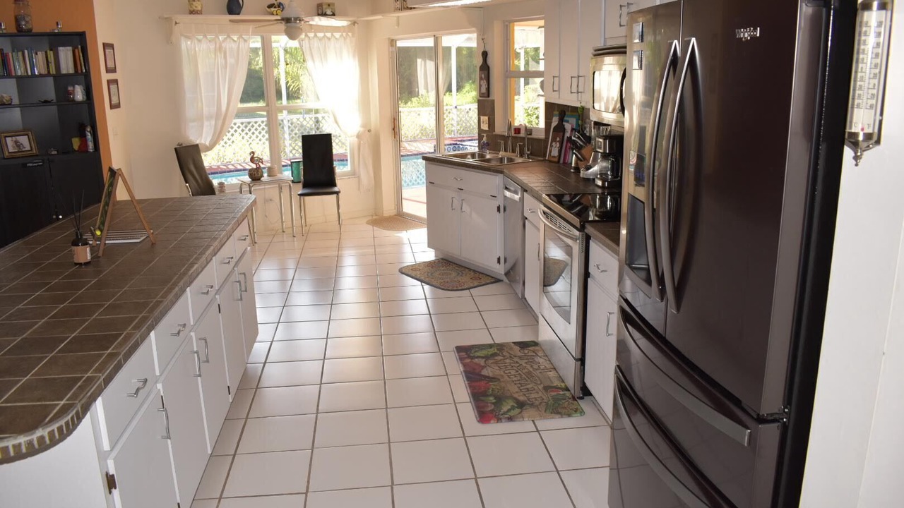 Photo of Kitchen in Eisenhower