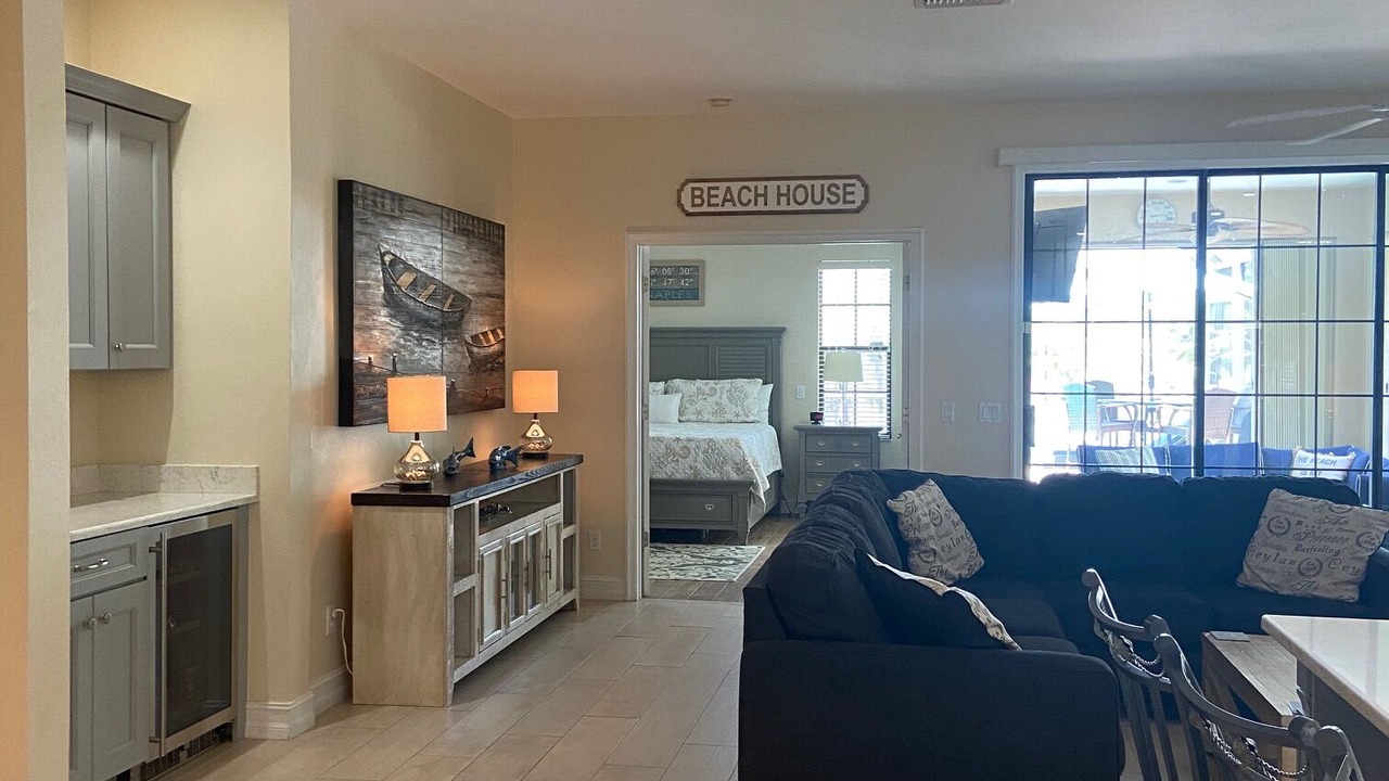 Photo of Livingroom in Naples Park