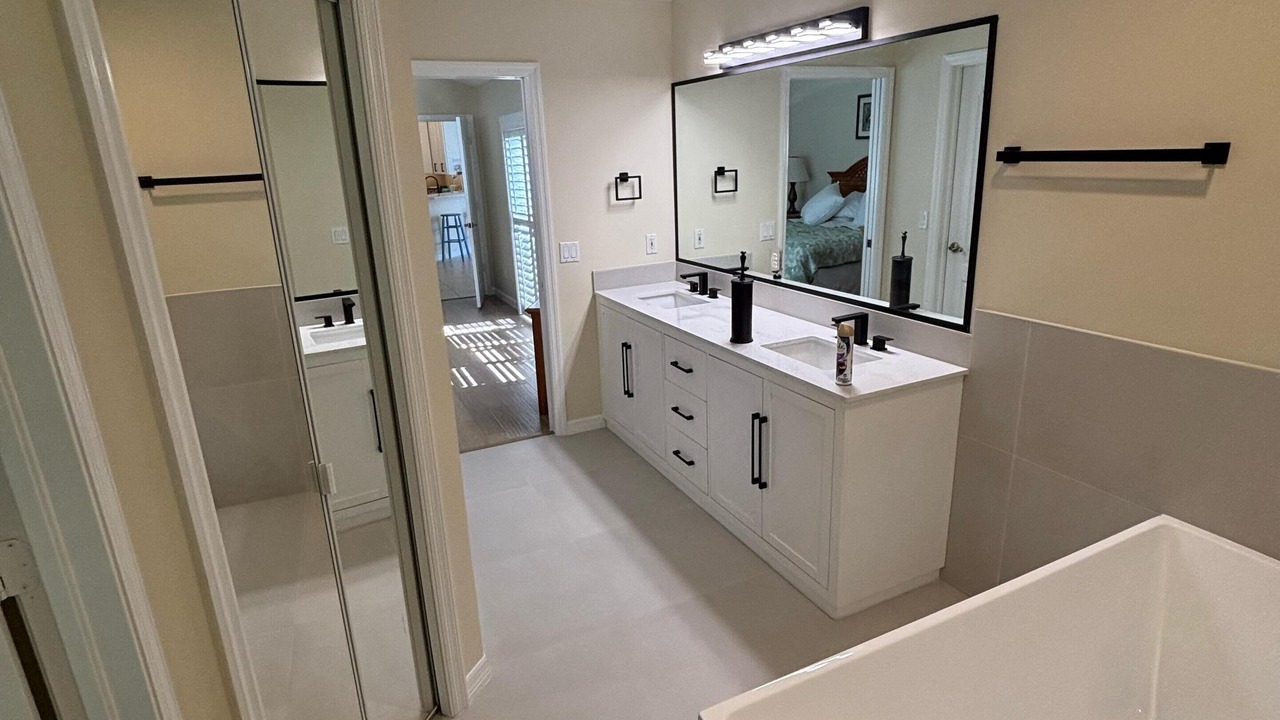 Photo of Bathroom in Central Naples