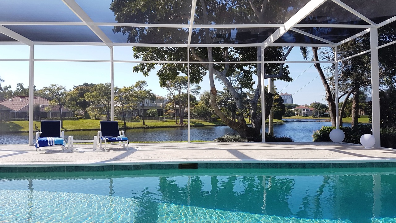 Photo of Outdoor in Park Shore