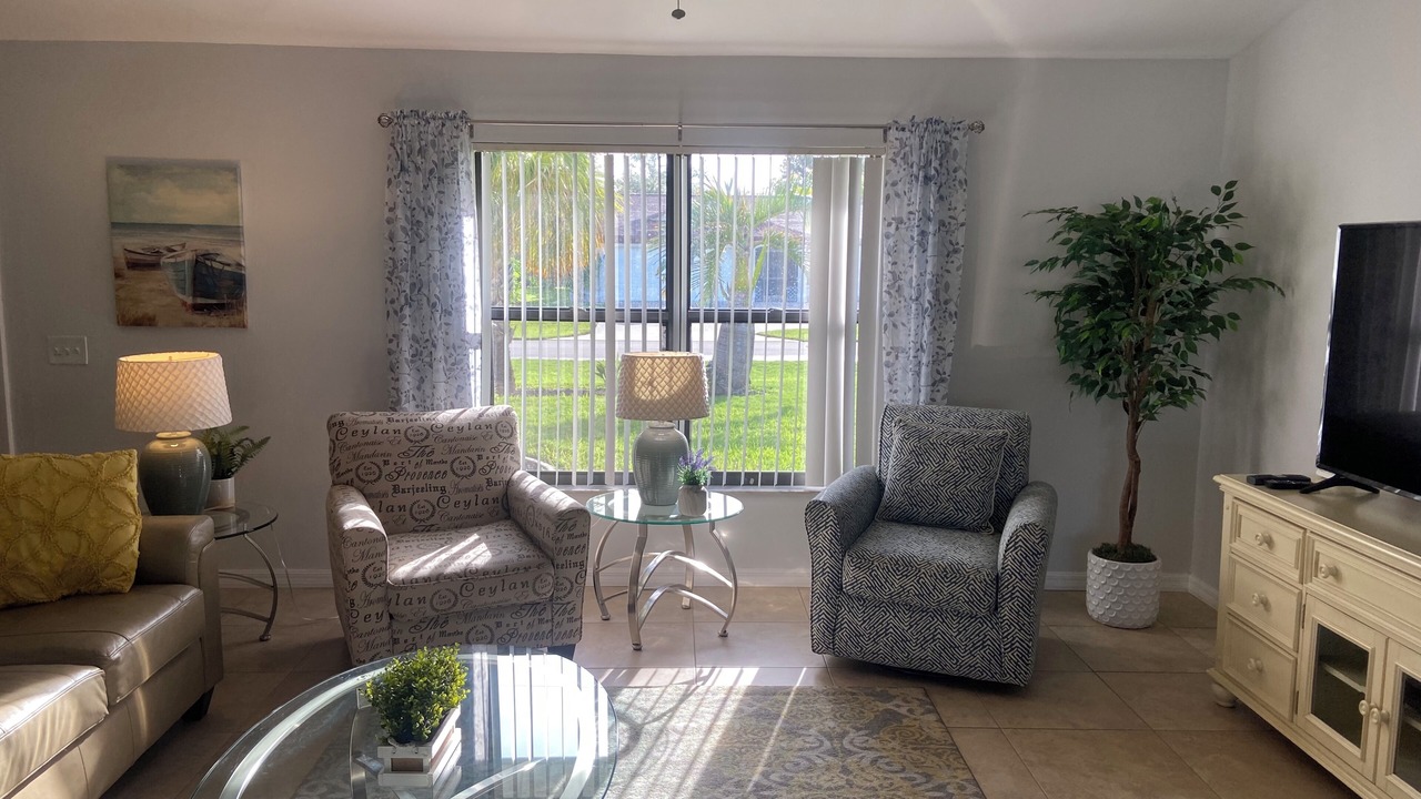 Photo of Livingroom in Pelican
