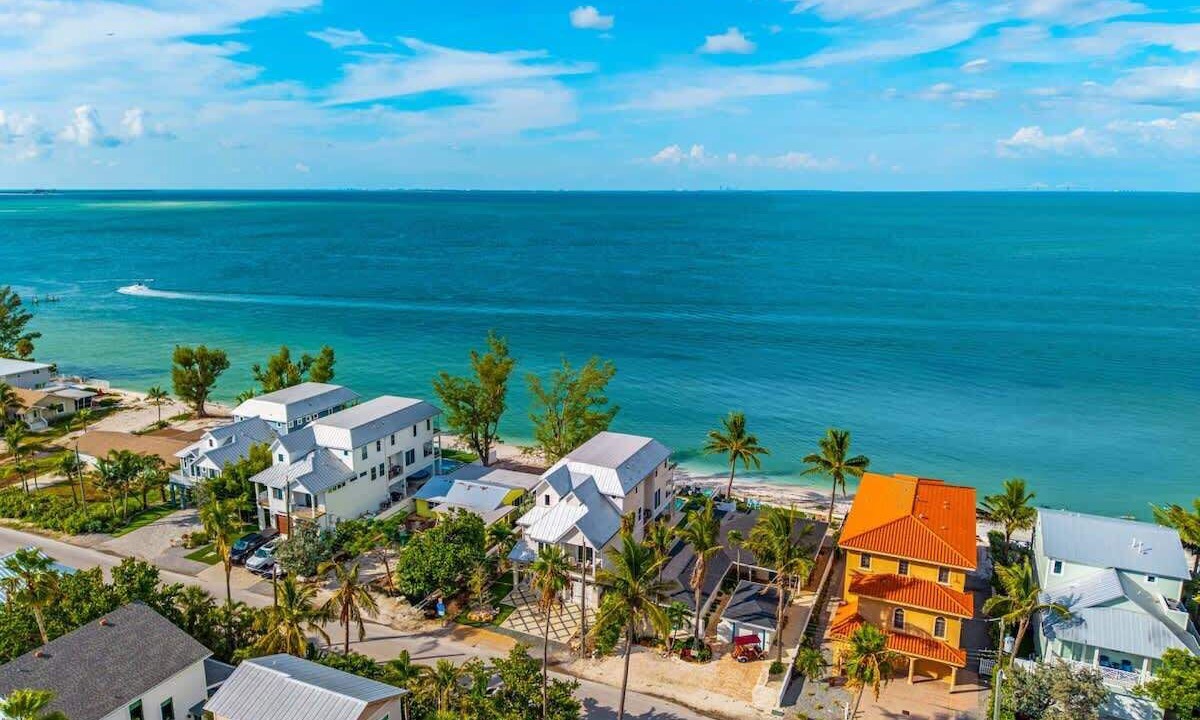 Photo of Others in Anna Maria