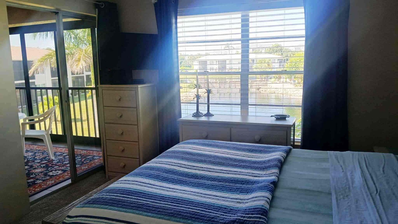 Photo of Bedroom in Iona