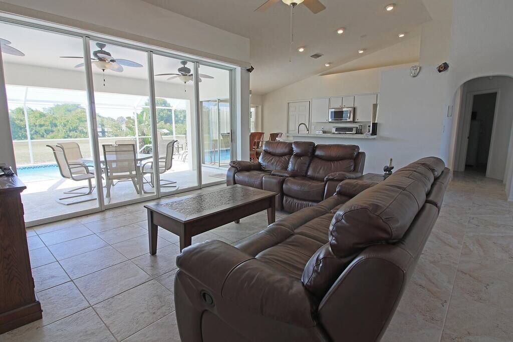 Photo of Livingroom in Rotonda Heights