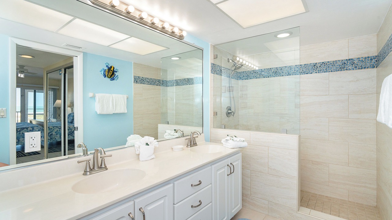Photo of Bathroom in Palm Island