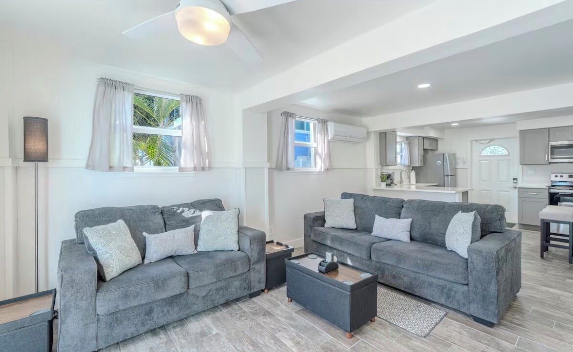 Photo of Livingroom in Fort Myers Beach